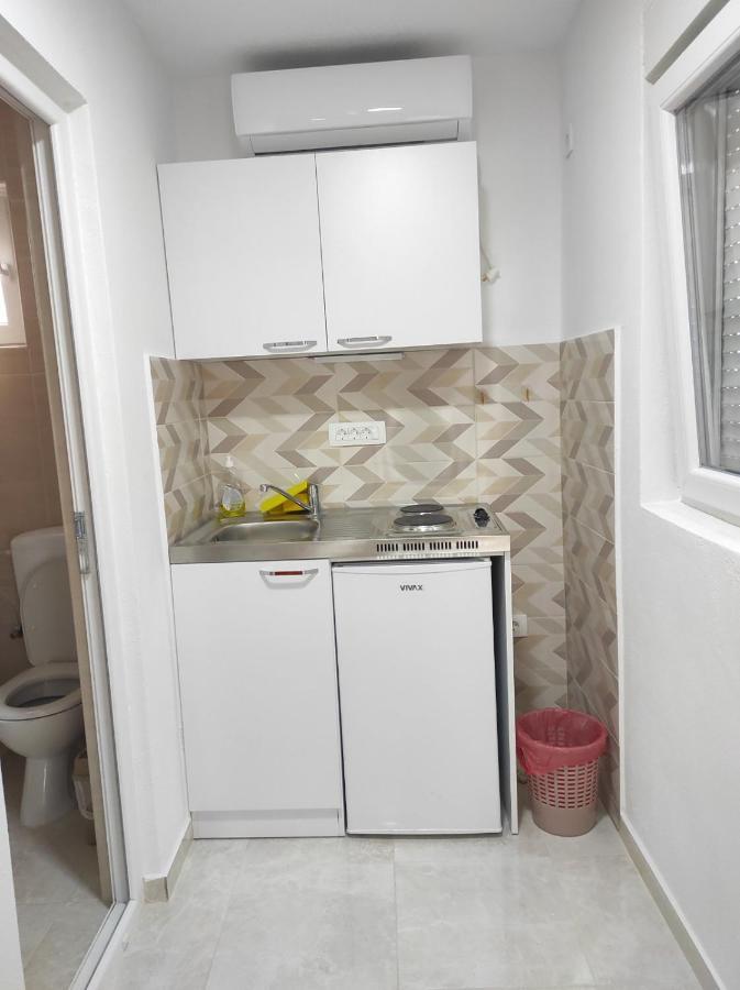 Apartmani Ceca 012 Sutomore Exterior foto