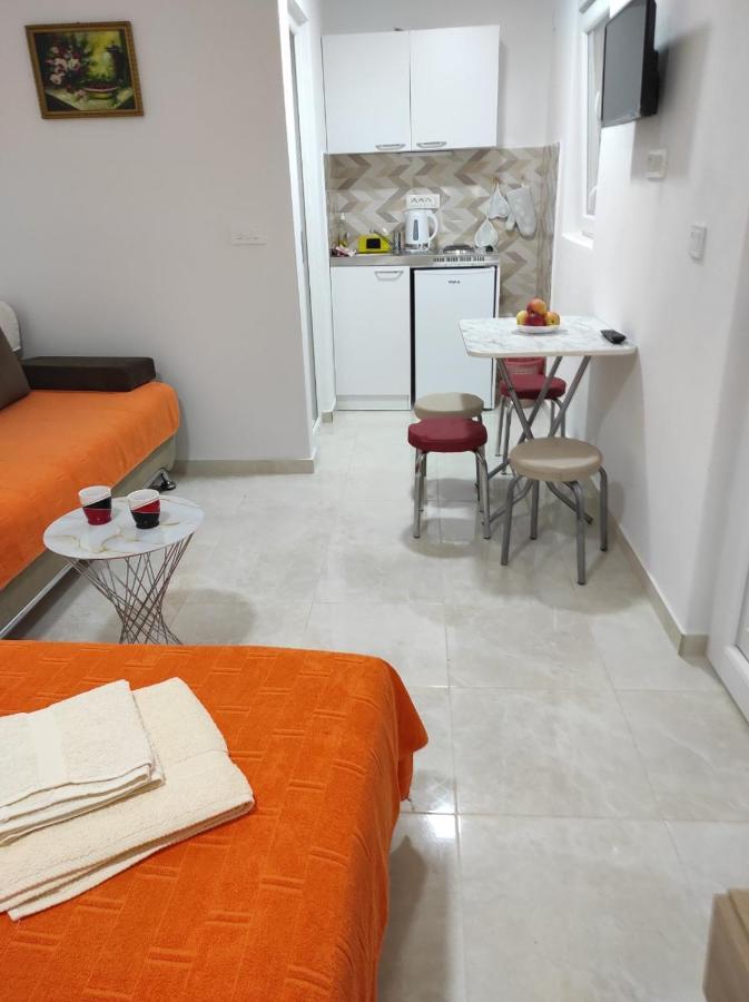 Apartmani Ceca 012 Sutomore Exterior foto